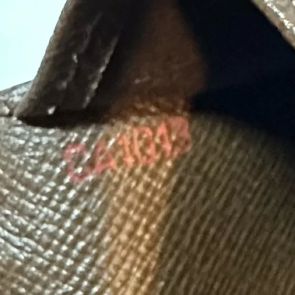 Louis Vuitton Damier Ebene Long Bifold Check Wallet - Picture 5 of 6